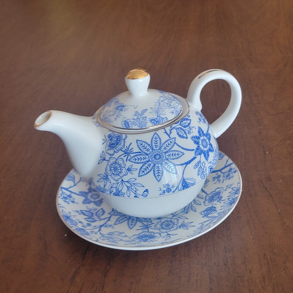 Grace Teaware Blue Blossom Fine Porcelain Replacement Teapot with lid and Saucer